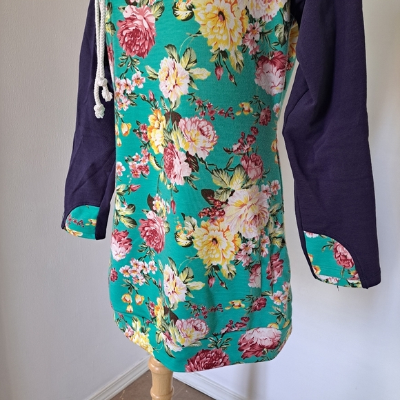 Vanilla Bay Floral Mini Dress with Hood - Teal and Purple - Picture 6 of 13